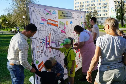 В ярославском парке «Юбилейный» высадили новые деревья