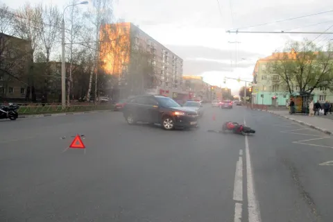 В Ярославле сбит мотоциклист, не имеющий прав управления