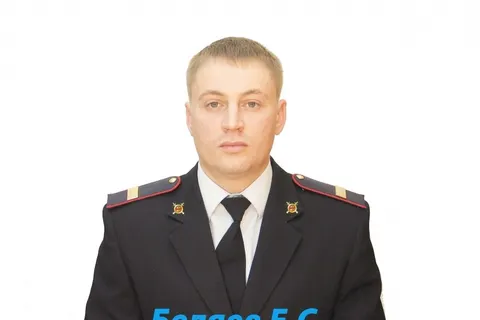 Полицейские Ярославля погасили пожар и спасли от самоубийства