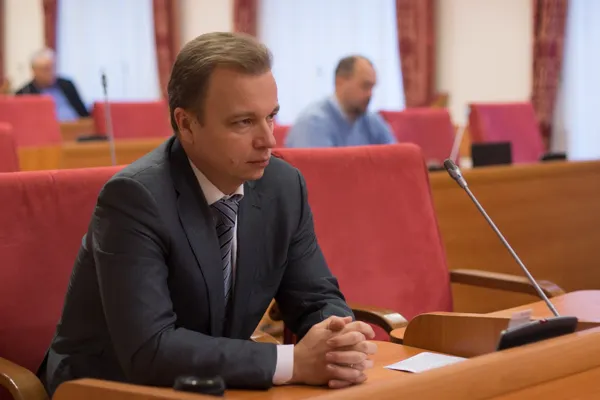Суд отказал следствию в домашнем аресте Сергея Шмелева