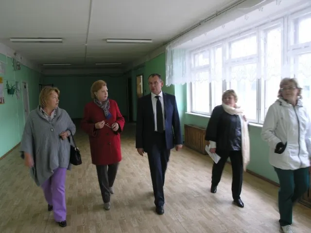 Депутаты муниципалитета Ярославля посетили школы Заволжского района