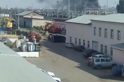 Опять крупный пожар - столб черного дыма поднимается над Ярославлем-Главным
