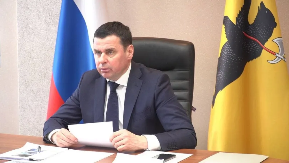 Губернатор раскритиковал мэрию за плохую уборку Ярославля