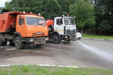 В Ленинском районе Ярославля проверили уборку улиц