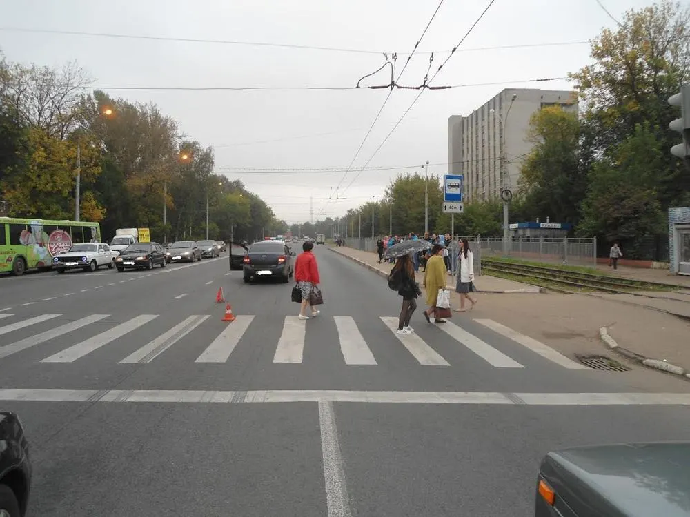 На проспекте Октября в Ярославле «Лада» сбила женщину