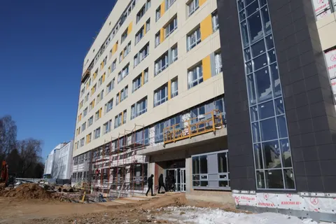 Новый корпус ярославской онкобольницы обещают сдать в срок