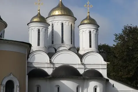 Ярославский музей-заповедник приглашает  на бесплатные экскурсии в памятники архитектуры и живописи