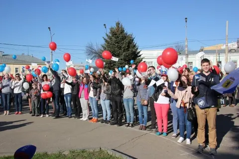 Ярославцы провели флэшмоб «День Победы»