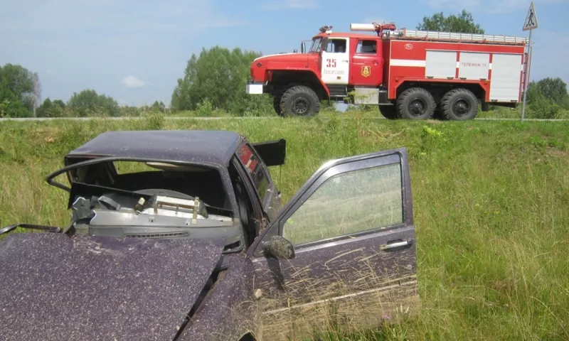 В Ярославской области столкнулись «Иж» и УАЗ»: погиб мужчина