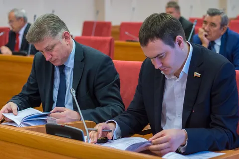 Ярославские власти ищут деньги на выполнение социальных обязательств