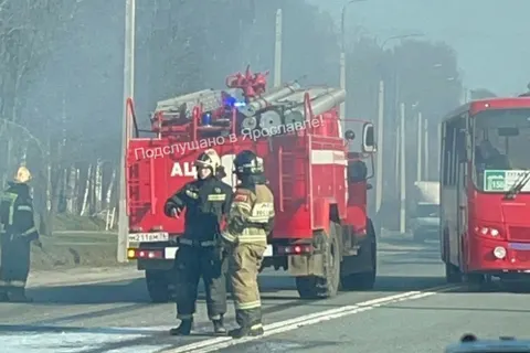 Под Ярославлем сгорел автобус