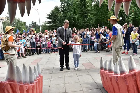 В Ярославле открыли новый парк динозавров: фоторепортаж