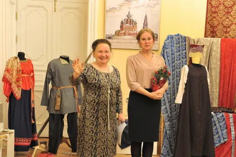 В Ярославле открылась выставка «А ты носи платье, да не снашивай». Фоторепортаж