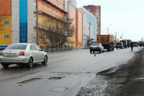 В Ярославле ремонтируют самые аварийные участки улиц