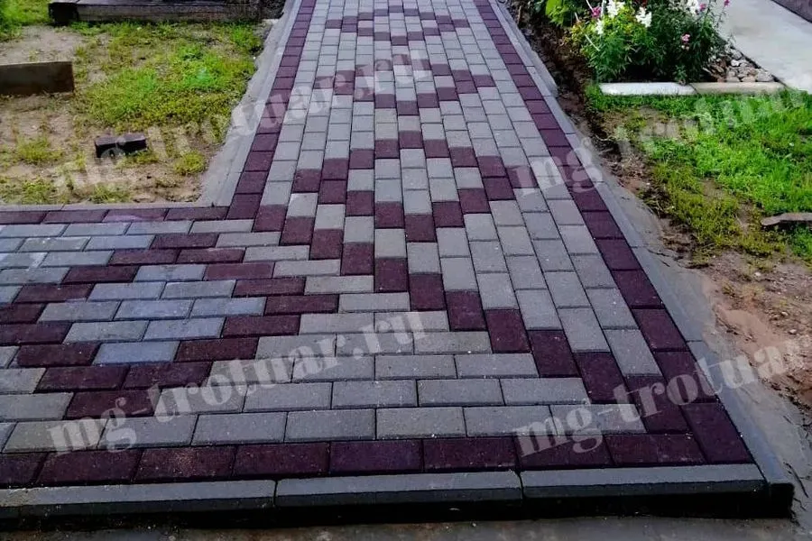 Как класть тротуарную плитку на бетон?