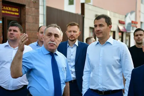 Мэр Ярославля прошелся по кафе на улице Кирова