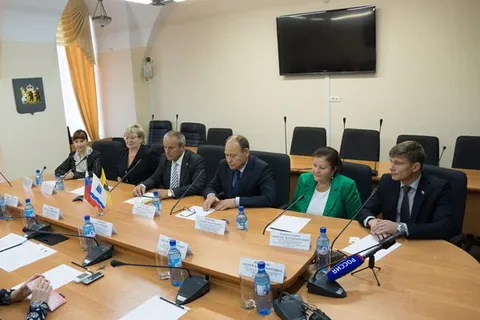 В Ярославской областной Думе приняли делегацию Законодательного собрания Ленинградской области