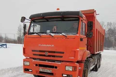 В Ярославле обнаружена еще одна снежная свалка