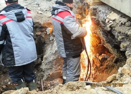 В Ярославской области продолжается ремонт моста через реку Ухтому