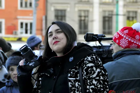 На митинг в поддержку мэра Ярославля собралось около двухсот человек. Фоторепортаж