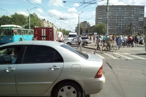 В Рыбинске иномарка сбила двух женщин-пешеходов