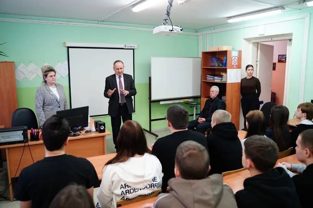 Михаил Боровицкий встретился со студентами Любимского колледжа