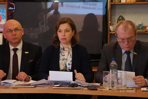 Депутаты Ярославской областной думы побывали в детском доме «Солнечный»