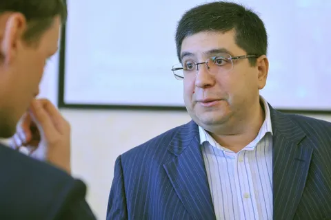 На внеочередном заседании муниципалитета Ярославля внесли поправки в бюджет. Фоторепортаж