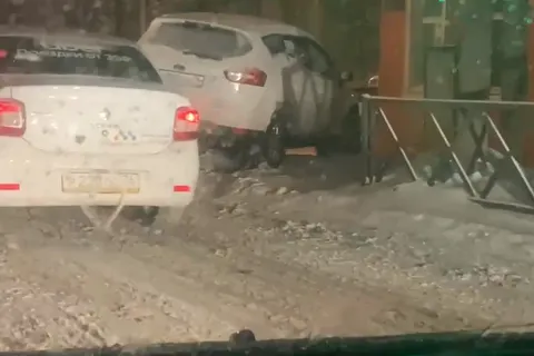 В Ярославле в ДТП пострадали годовалый малыш и машина ДПС
