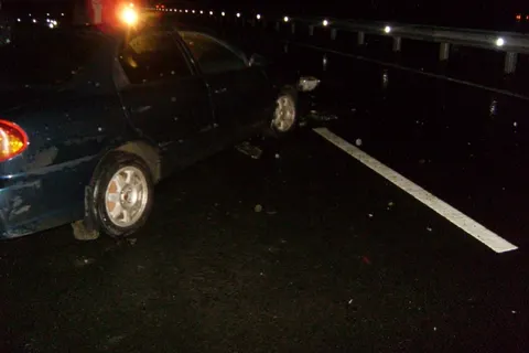 Под Ярославлем столкнулись автобус и легковушка