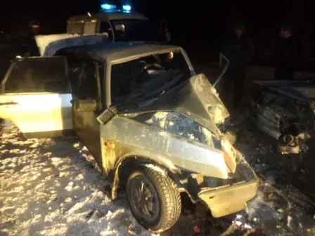 В Ярославской области столкнулись три автомобиля