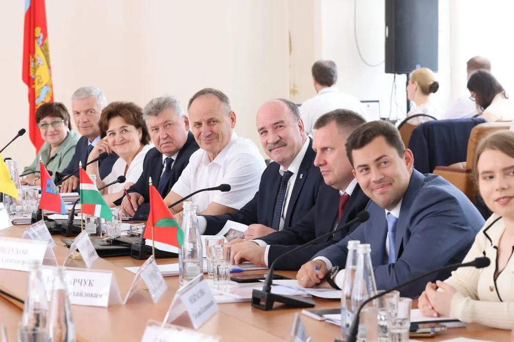 Глава Ярославской областной Думы принял участие в совете законодателей ЦФО