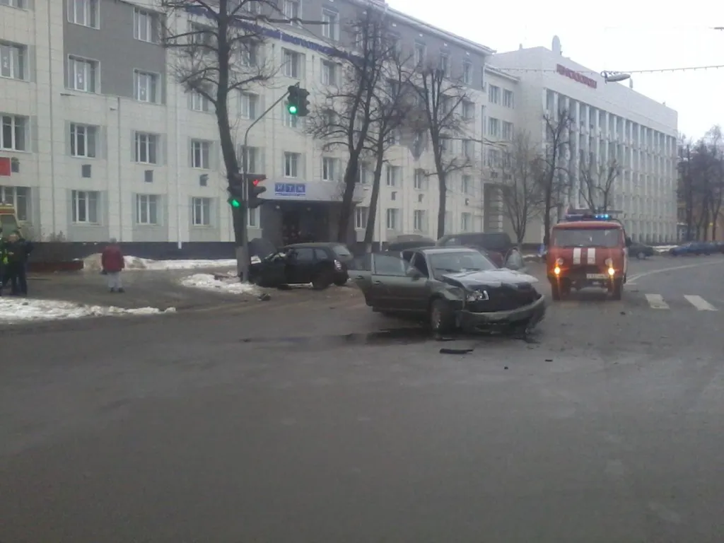 В ДТП в Ярославле пострадала 20-летняя девушка