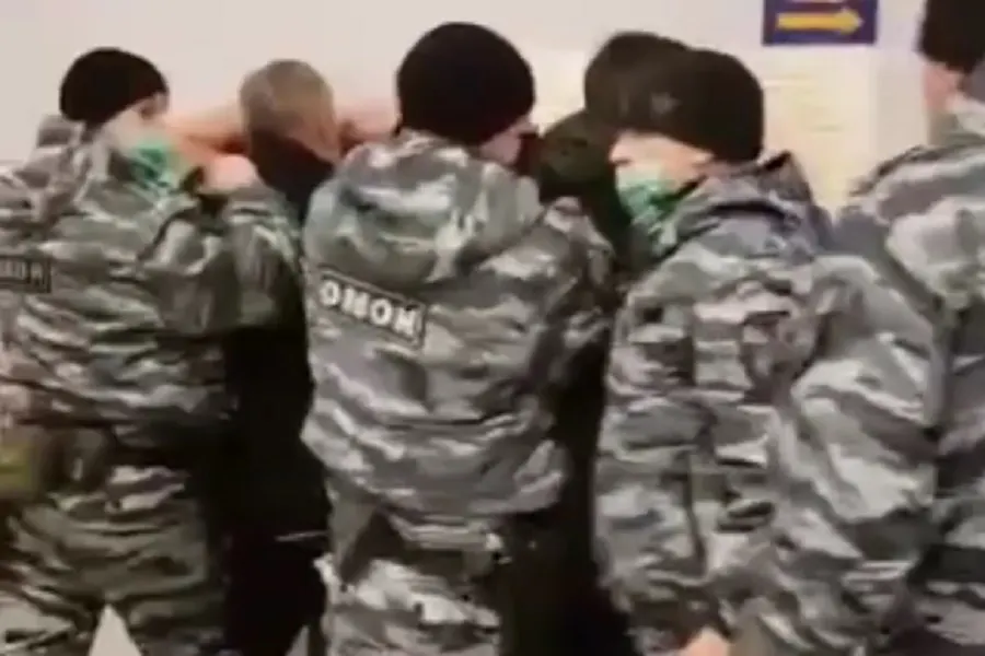 Фанатов московского ЦСКА оштрафовали в Ярославле