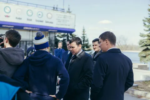 Скейтеры подловили Дмитрия Миронова
