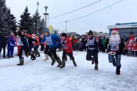 В Рыбинске состоялось новогоднее «НаШествие Дедов Морозов» 