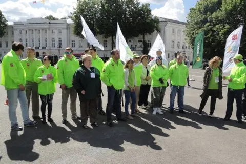 В День эколога в Ярославле прошла выставка автомобилей