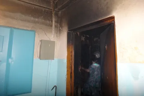 В Ярославле сгорела коммунальная квартира в многоэтажном доме