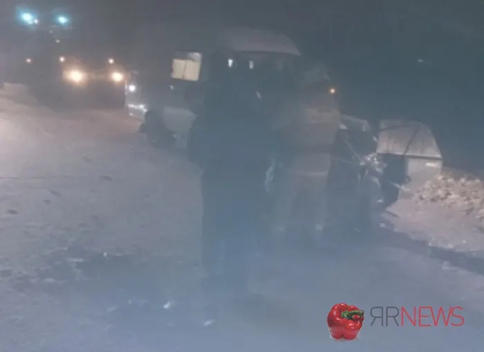 Гололед в Ярославле стал причиной массовых ДТП