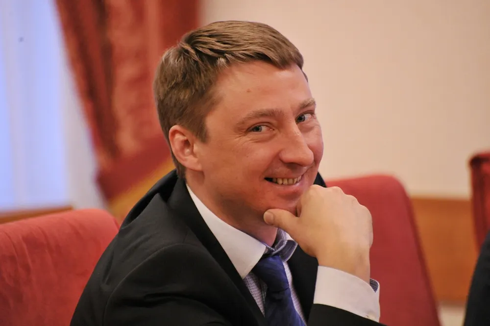 В Ярославле депутат областной Думы Владимир Тихомиров явился с повинной