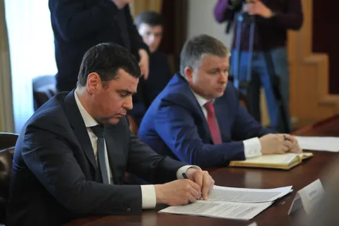 Дмитрий Миронов встретился с активистами ярославского штаба Общероссийского народного фронта
