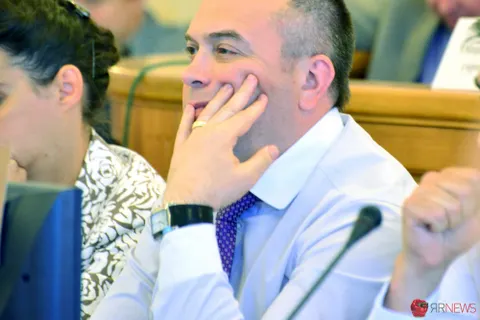 И сторонникам, и противникам мэра Ярославля вчера изрядно пришлось поволноваться. Фото