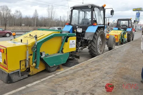 В Ярославле появилась новая техника для качественной уборки дорог