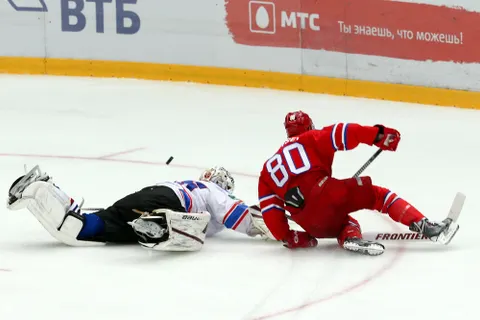 Ярославский «Локомотив» проиграл тольяттинской «Ладе» в День железнодорожника