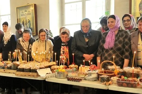 В ярославских храмах освятили пасхальные куличи. Фоторепортаж