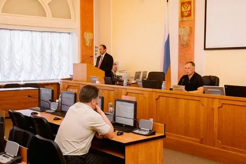 Депутаты муниципалитета Ярославля искали деньги на социальные нужды