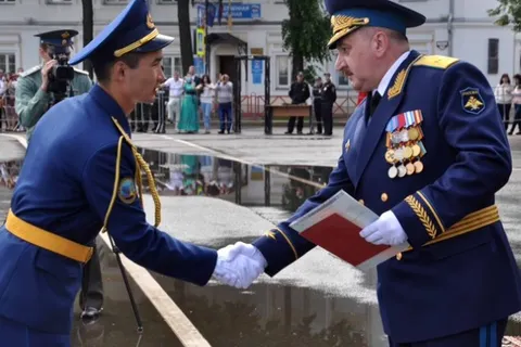 В Ярославле выпускники Военно-космической академии имени А.Ф. Можайского получили дипломы
