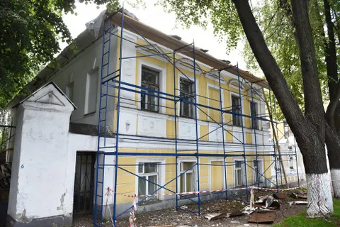 В Ярославле продолжается капитальный ремонт зданий в исторической части города