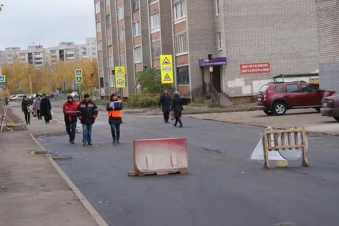 На проезде Моторостроителей в Ярославле завершаются ремонтные работы