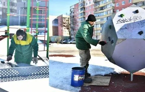 Ярославские власти восстановят разгромленный вандалами сквер на Машиностроителей